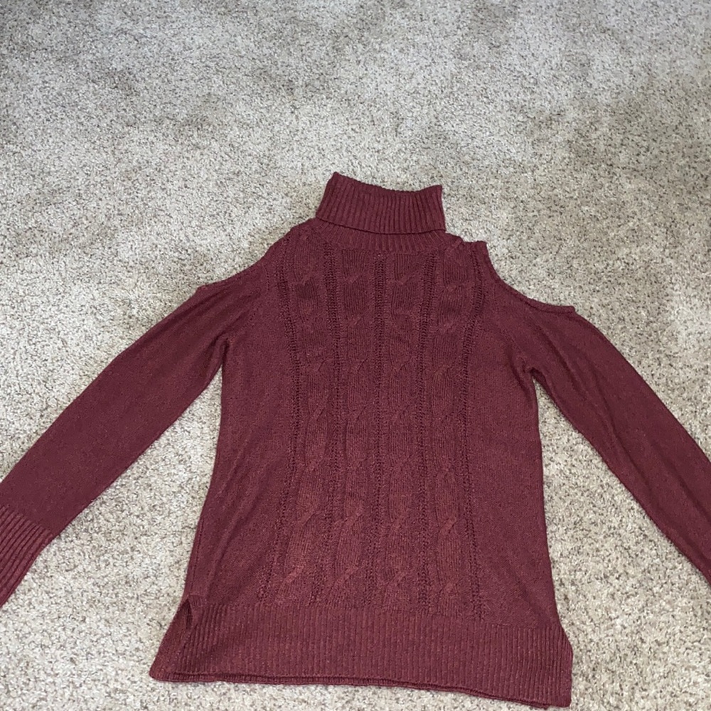 Shoulderless Turtleneck, sized M. Hardly worn!
